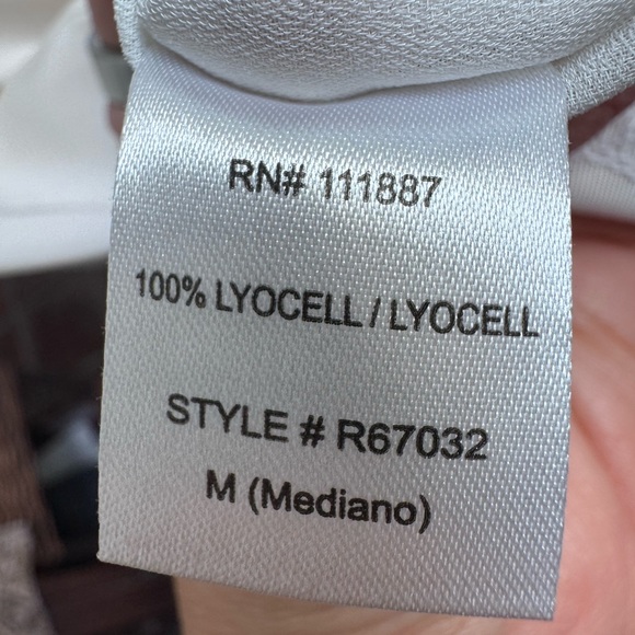 Elevated Basic White Mini Sheath Dress - Picture 6 of 7